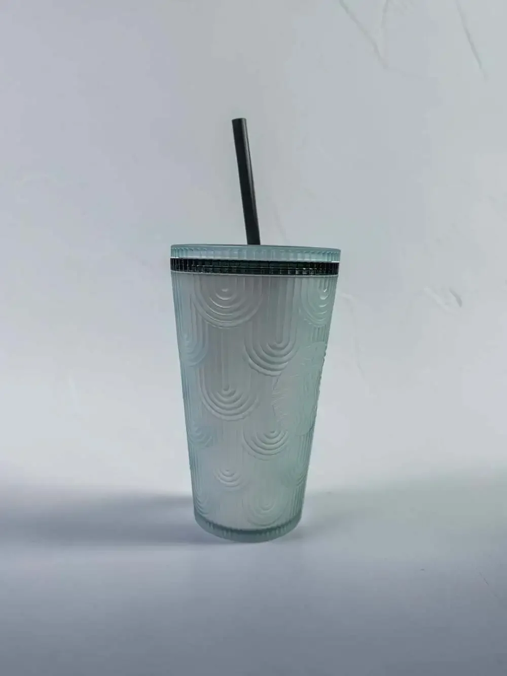 Starbucks 24oz Venti Cold Cup Tumbler with Aqua Blue Scalloped Pattern